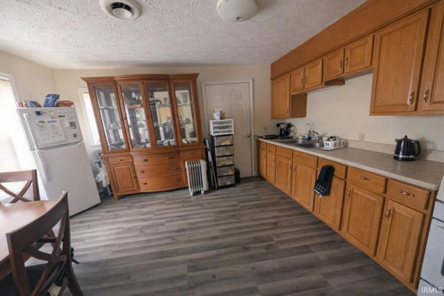 2520 W 11th Street, Muncie, IN 47302