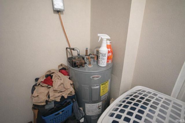 2520 W 11th Street, Muncie, IN 47302