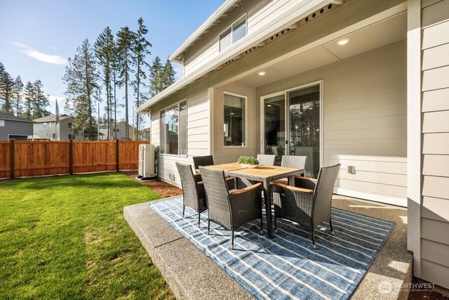 3918 Flat Top Drive, Bremerton, WA 98312