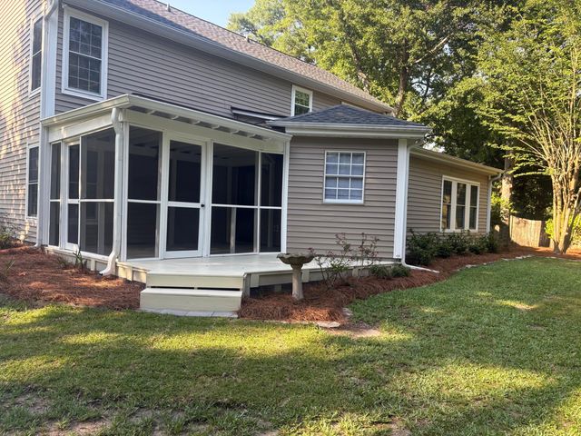 2014 Saphire Court, Mount Pleasant, SC 29466
