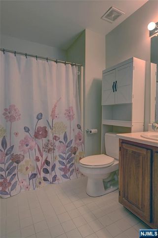 6014 Tudor Drive 6014, Pequannock Township, NJ 07444