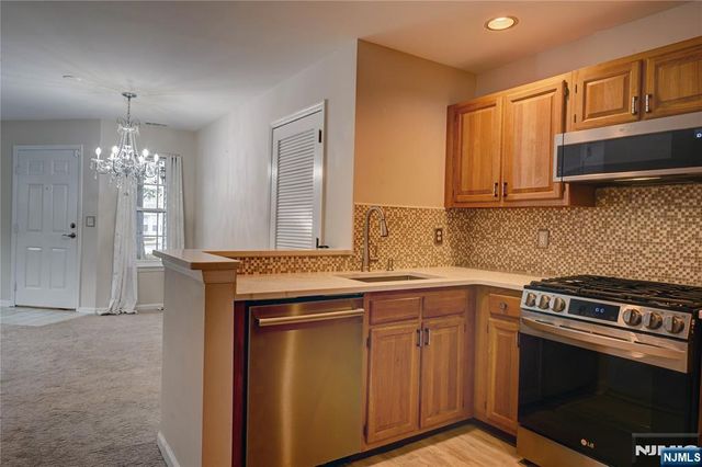 6014 Tudor Drive 6014, Pequannock Township, NJ 07444