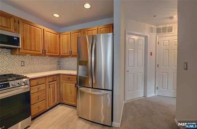 6014 Tudor Drive 6014, Pequannock Township, NJ 07444