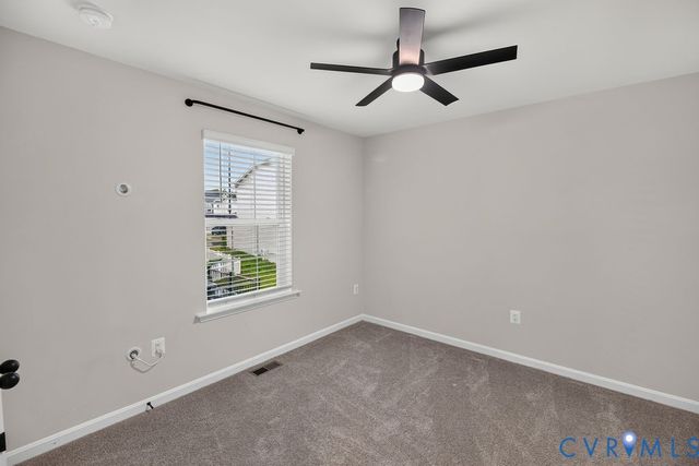 7040 Paine Pl, Ruther Glen, VA 22546