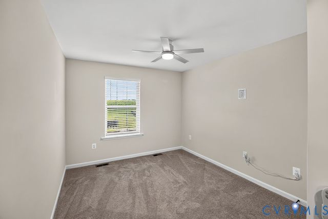 7040 Paine Pl, Ruther Glen, VA 22546