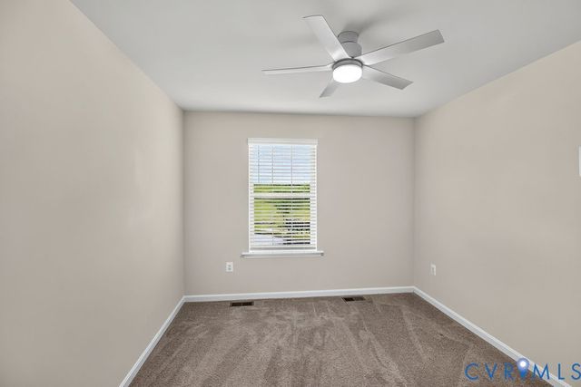 7040 Paine Pl, Ruther Glen, VA 22546
