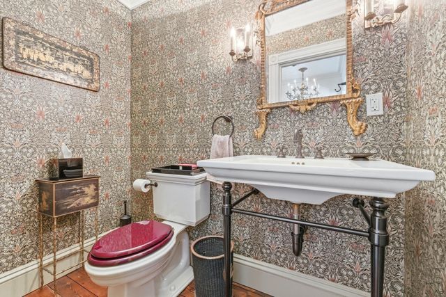2 Pelham Ter, Boston, MA 02118