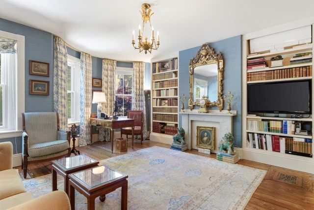 2 Pelham Ter, Boston, MA 02118