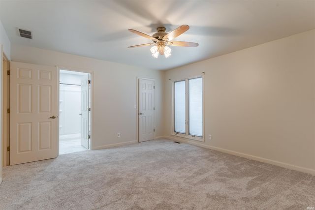 3100 Trailwood Drive, Newburgh, IN 47630