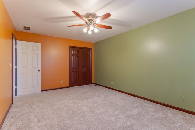 3100 Trailwood Drive, Newburgh, IN 47630