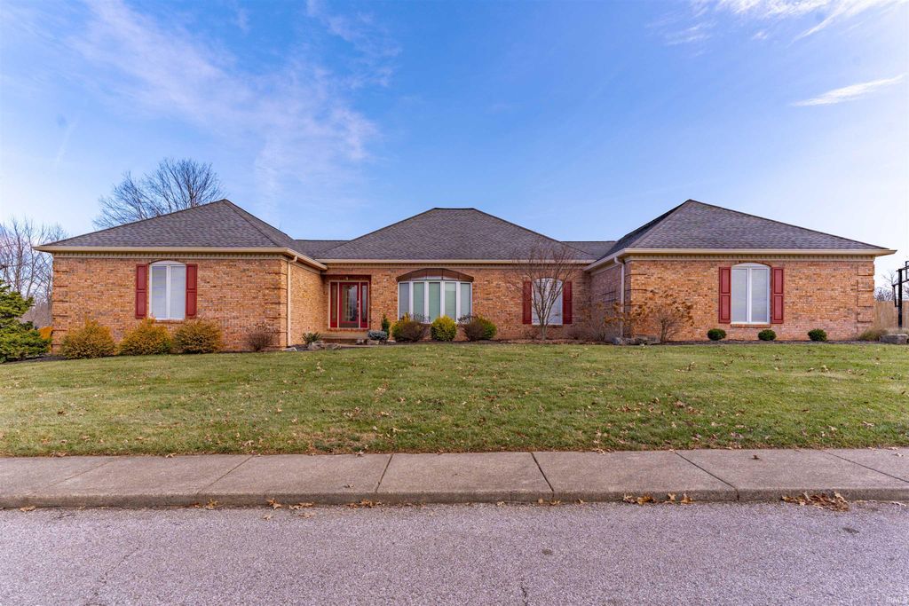 3100 Trailwood Drive, Newburgh, IN 47630