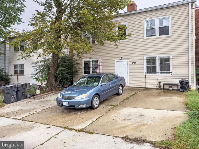 1313 ADAMS ST NE, Washington, DC 20018