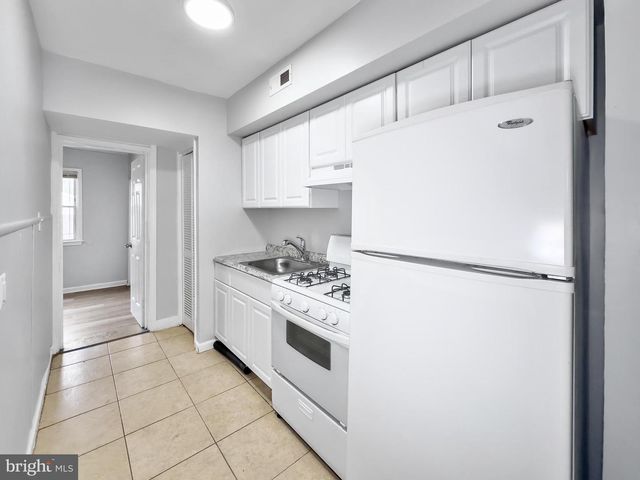 1313 ADAMS ST NE, Washington, DC 20018