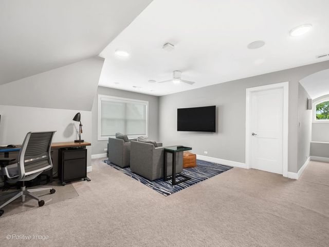 225 E Wilson Street, Elmhurst, IL 60126