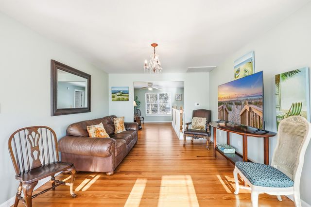 502 17th Ave. S, North Myrtle Beach, SC 29582