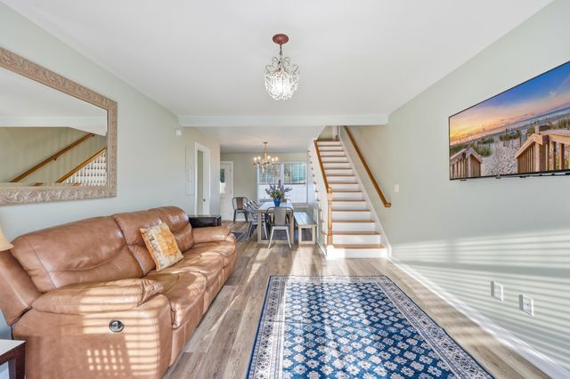 502 17th Ave. S, North Myrtle Beach, SC 29582