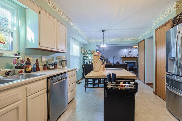 2041 Apple Knoll Lane, Middletown, OH 45044