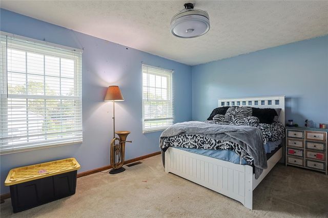 2041 Apple Knoll Lane, Middletown, OH 45044