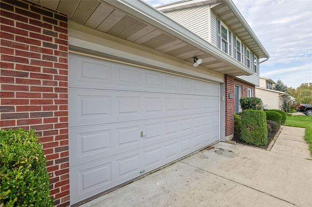 2041 Apple Knoll Lane, Middletown, OH 45044
