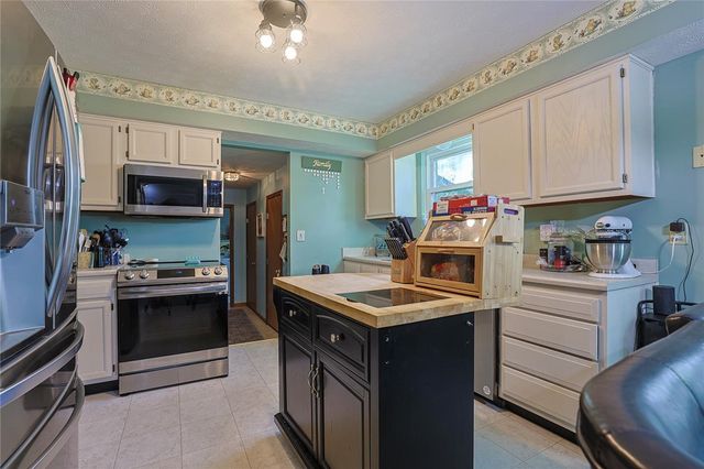 2041 Apple Knoll Lane, Middletown, OH 45044