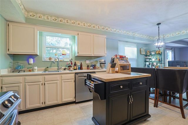 2041 Apple Knoll Lane, Middletown, OH 45044