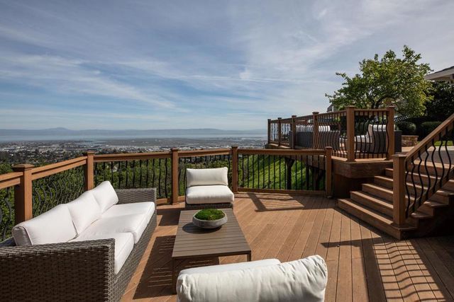 3342 Melendy Drive, San Carlos, CA 94070