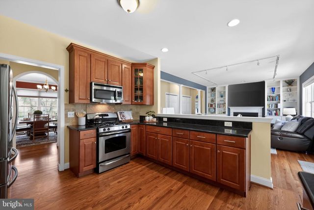 3 STRATHMORE CT, Wallingford, PA 19086