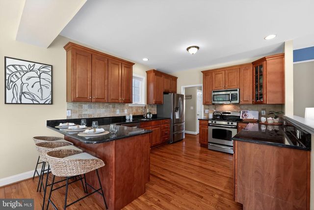 3 STRATHMORE CT, Wallingford, PA 19086