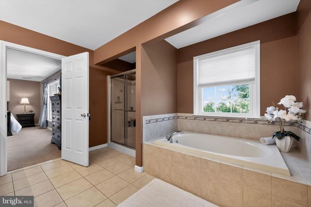 3 STRATHMORE CT, Wallingford, PA 19086