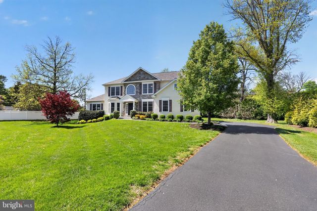 3 STRATHMORE CT, Wallingford, PA 19086