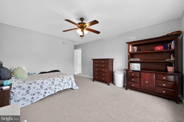 3 STRATHMORE CT, Wallingford, PA 19086