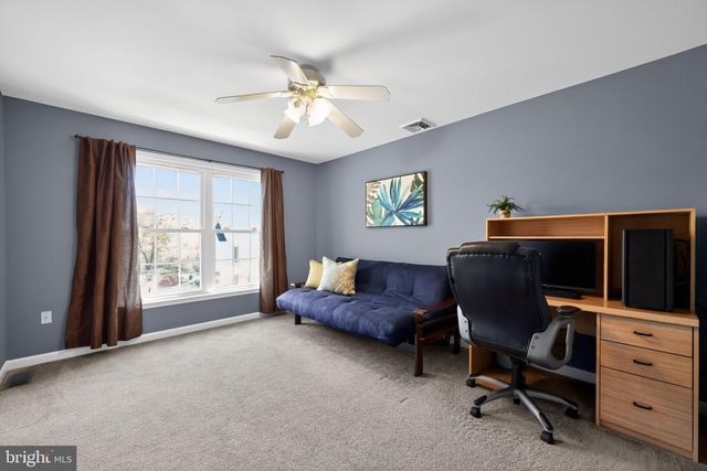 3 STRATHMORE CT, Wallingford, PA 19086