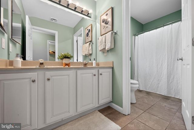 3 STRATHMORE CT, Wallingford, PA 19086
