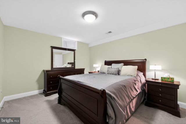 3 STRATHMORE CT, Wallingford, PA 19086