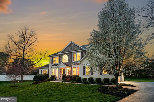 3 STRATHMORE CT, Wallingford, PA 19086