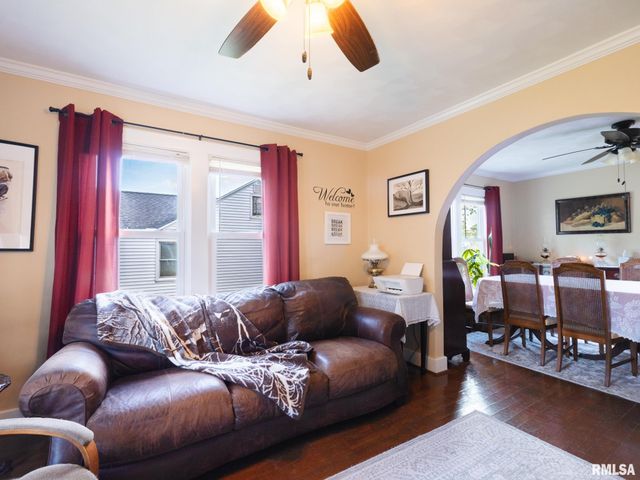 114 LAKEWOOD Avenue, East Peoria, IL 61611