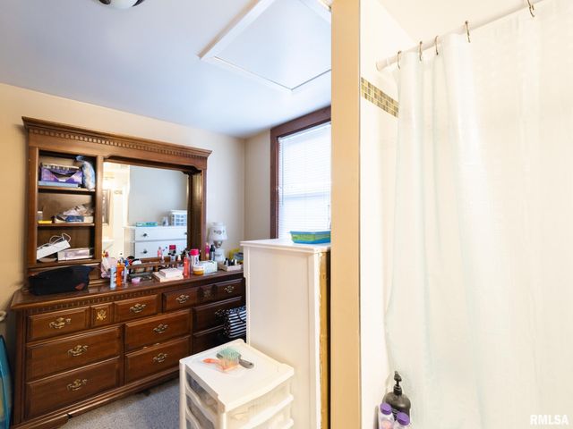 114 LAKEWOOD Avenue, East Peoria, IL 61611