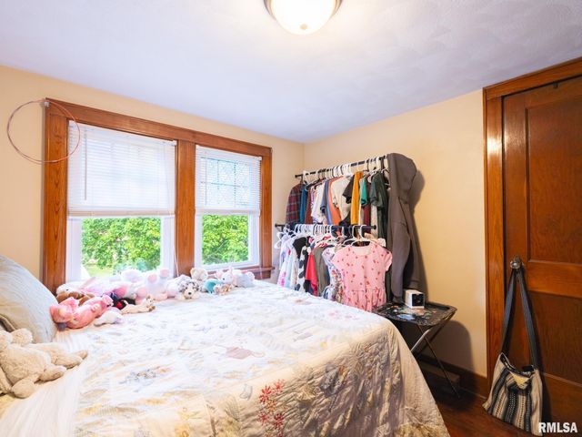 114 LAKEWOOD Avenue, East Peoria, IL 61611