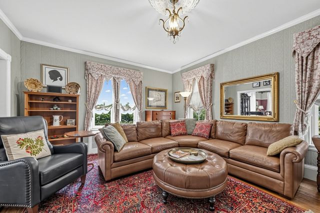 21 Nelson Ave, Georgetown, MA 01833
