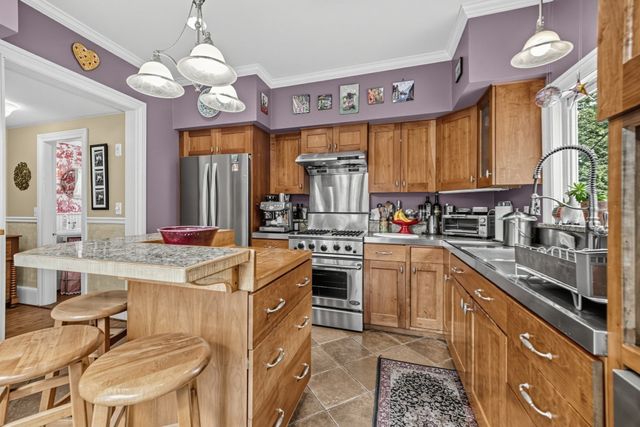 21 Nelson Ave, Georgetown, MA 01833