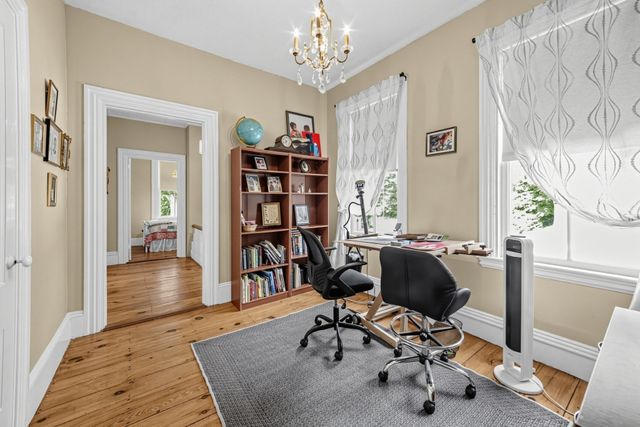 21 Nelson Ave, Georgetown, MA 01833