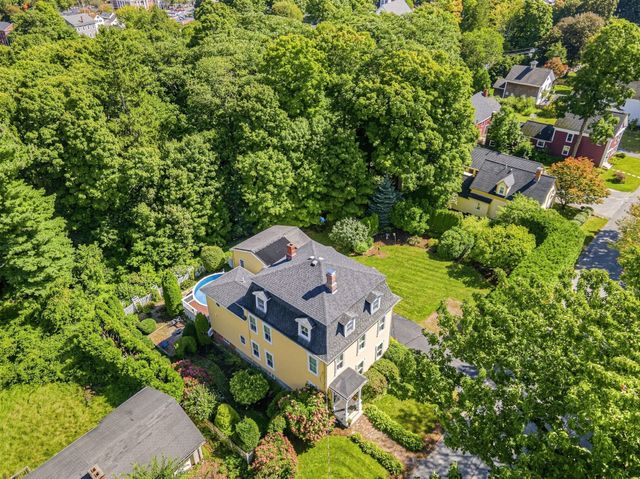 21 Nelson Ave, Georgetown, MA 01833