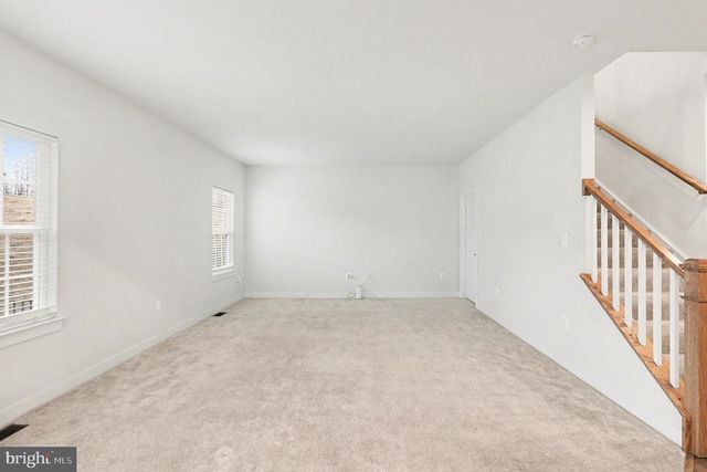 484 BRIDGEPOINT DR, Fredericksburg, VA 22405