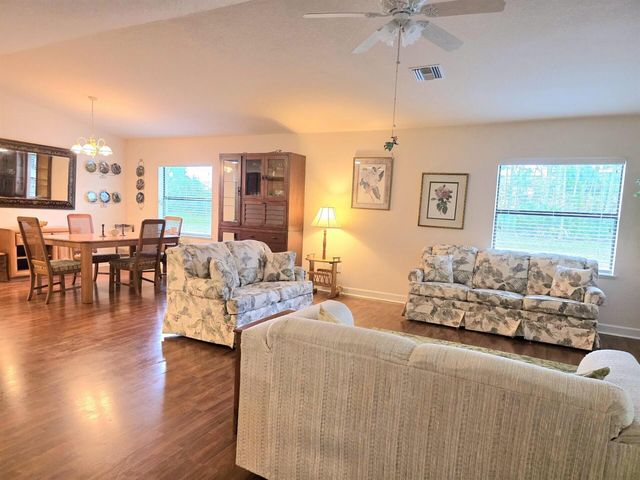 17 San Felipe, Fort Pierce, FL 34951