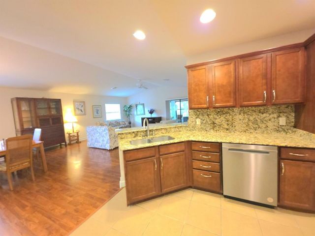 17 San Felipe, Fort Pierce, FL 34951
