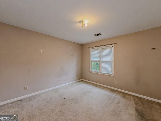 220 Timber Laurel Lane, Lawrenceville, GA 30043