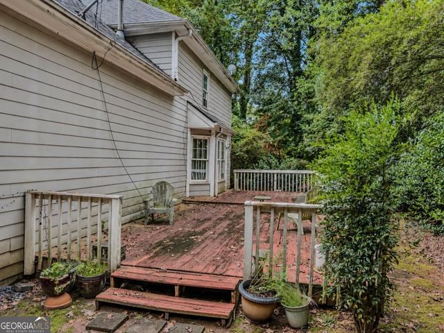 220 Timber Laurel Lane, Lawrenceville, GA 30043