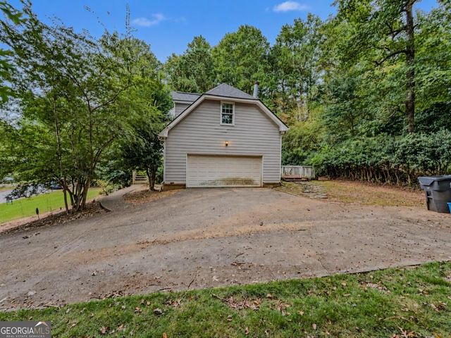 220 Timber Laurel Lane, Lawrenceville, GA 30043