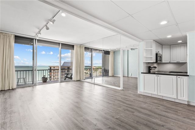 4600 Ocean Dr 1002, Corpus Christi, TX 78412