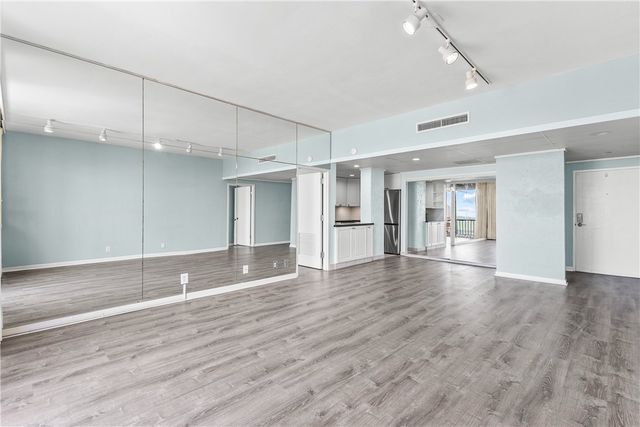 4600 Ocean Dr 1002, Corpus Christi, TX 78412